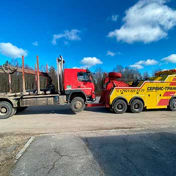 грузовая эвакуация лесовоза